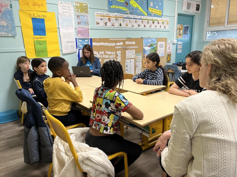 Groupe de discussion avec l'équipe de l'UNICEF France et les enfants de l'école Fernand Léger